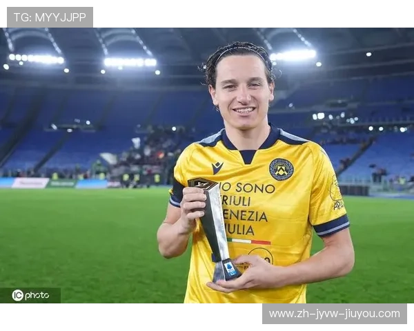 马赛球员拖万个人资料及场上表现分析